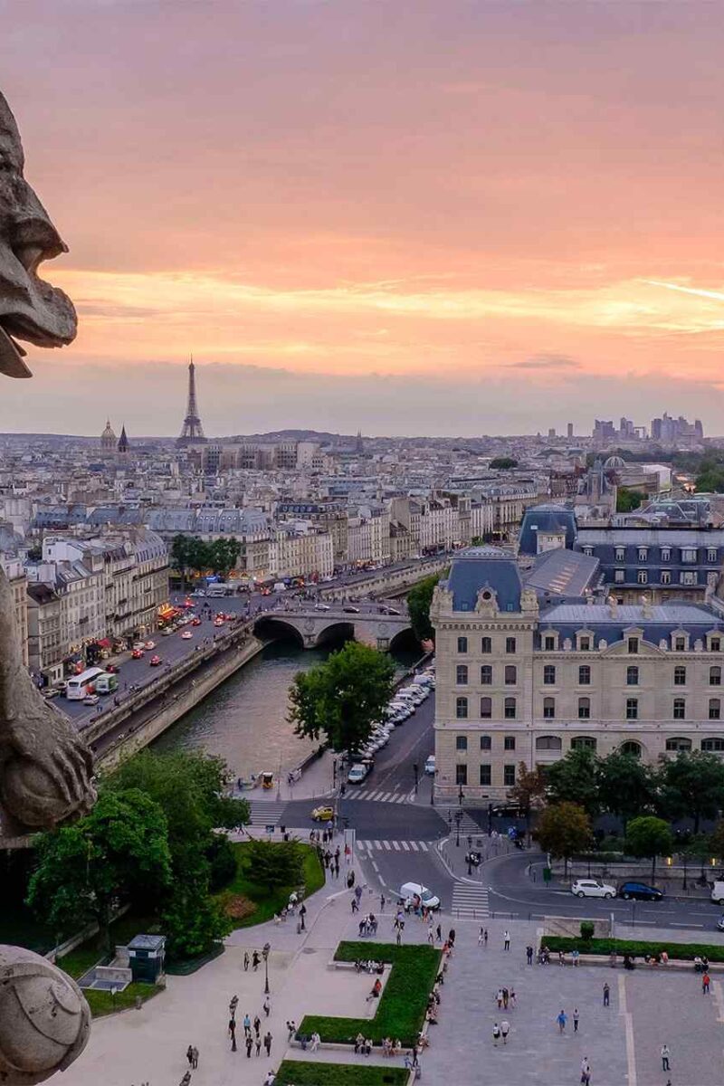 The Essential Paris Travel Guide